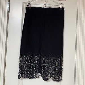 Black guess skirt